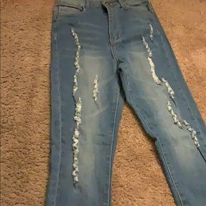 High waisted ripped jeans